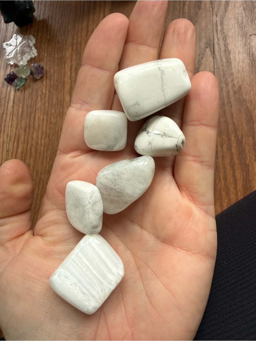 White crystals - set of tumble stones